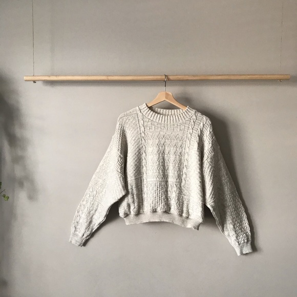 VTG Reworked Cropped Sweater - Picture 2 of 11